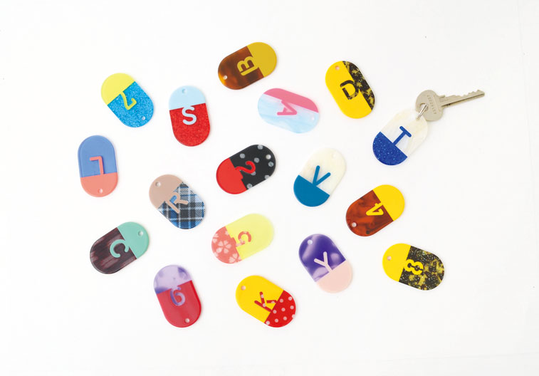 Acryl tag plate01_big